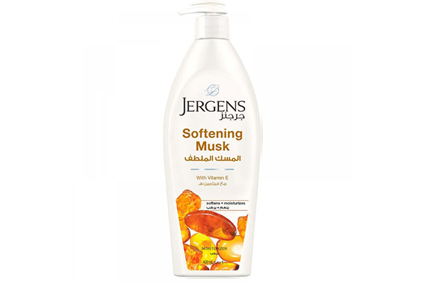 Jergens Lotion (400 ml)